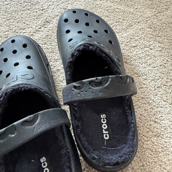 Crocs Classic Style in Black Sherpa Lined Slip On Shoes Closed Toe Men's Size 11 - Picture 7 of 11